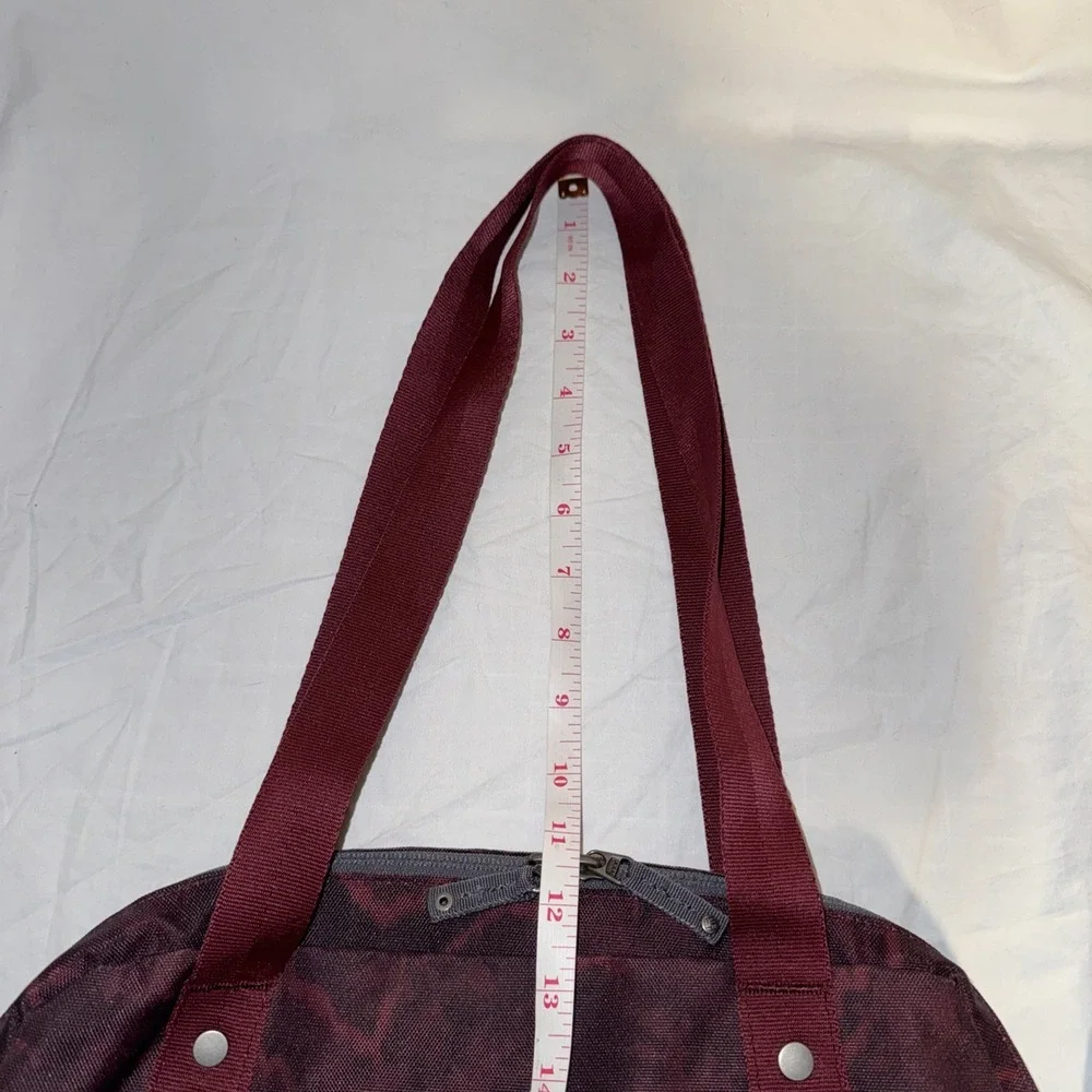 Columbia Womens Easy Out Medium Tote Shoulder Bag Red Nylon Zip Closure Logo